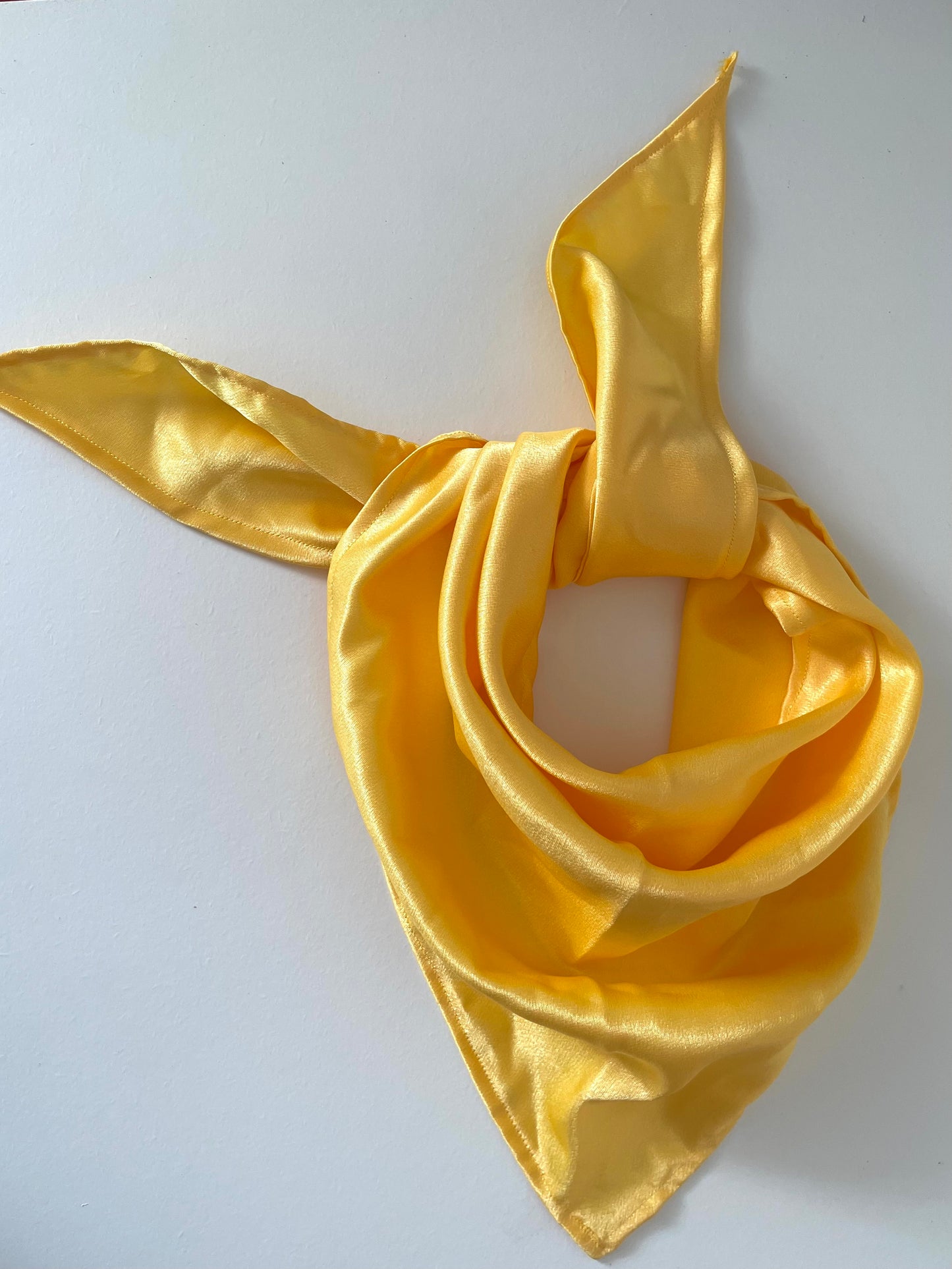 Pañoleta amarilla Otoño