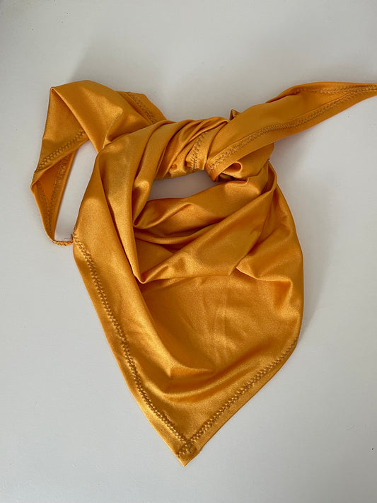 Pañoleta Amarillo Otoño